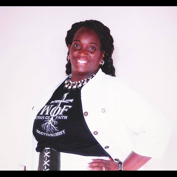 Meet your Posher, Kisha - Picture 1 of 1